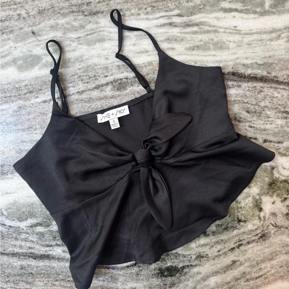 Black silky top size small - Picture 1 of 2